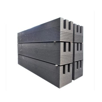Cathode carbon block for large-scale aluminum electrolytic cell