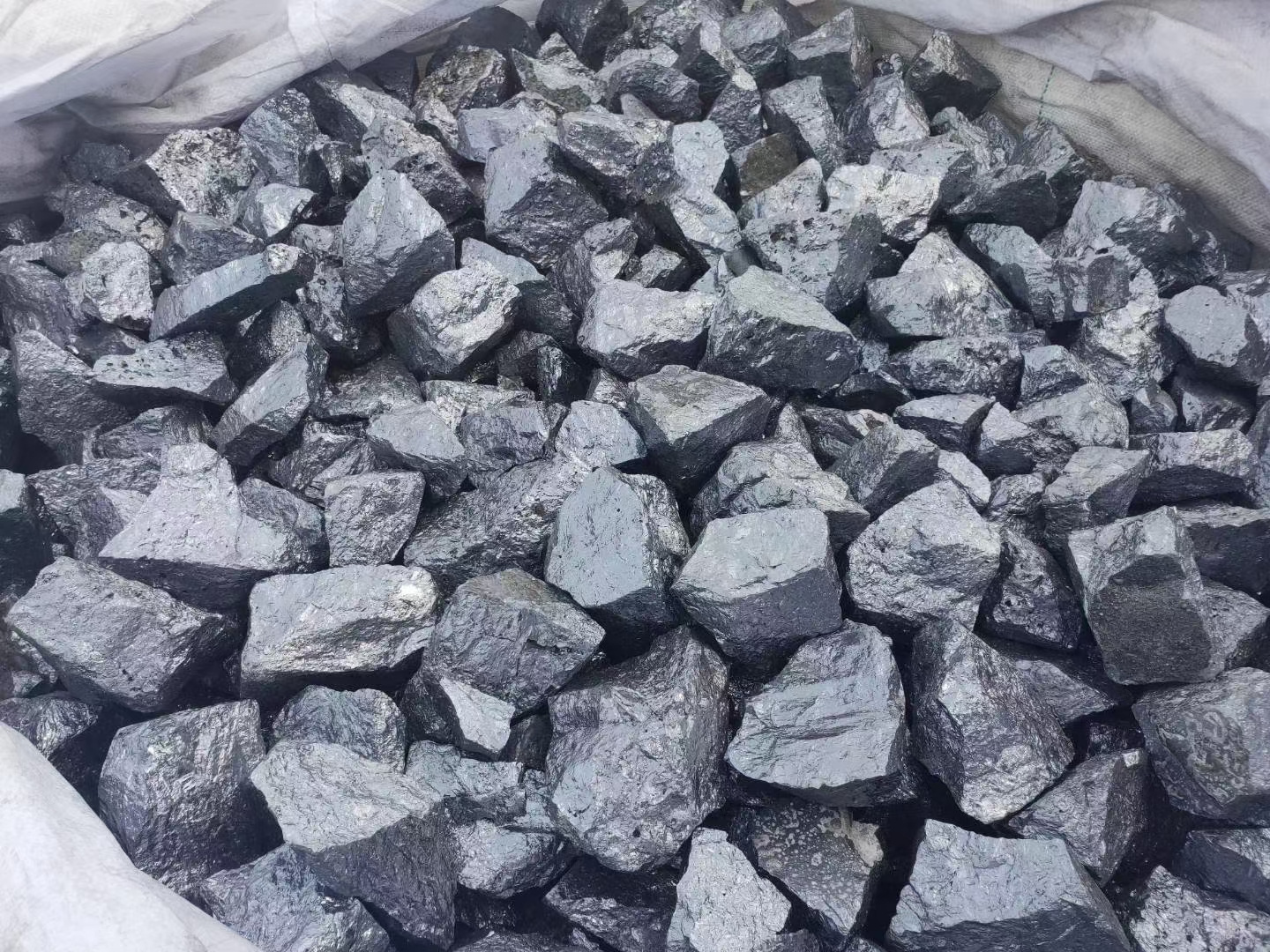 Silicon Metal Henry (2).jpg